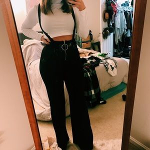 L’abeye suspender romper